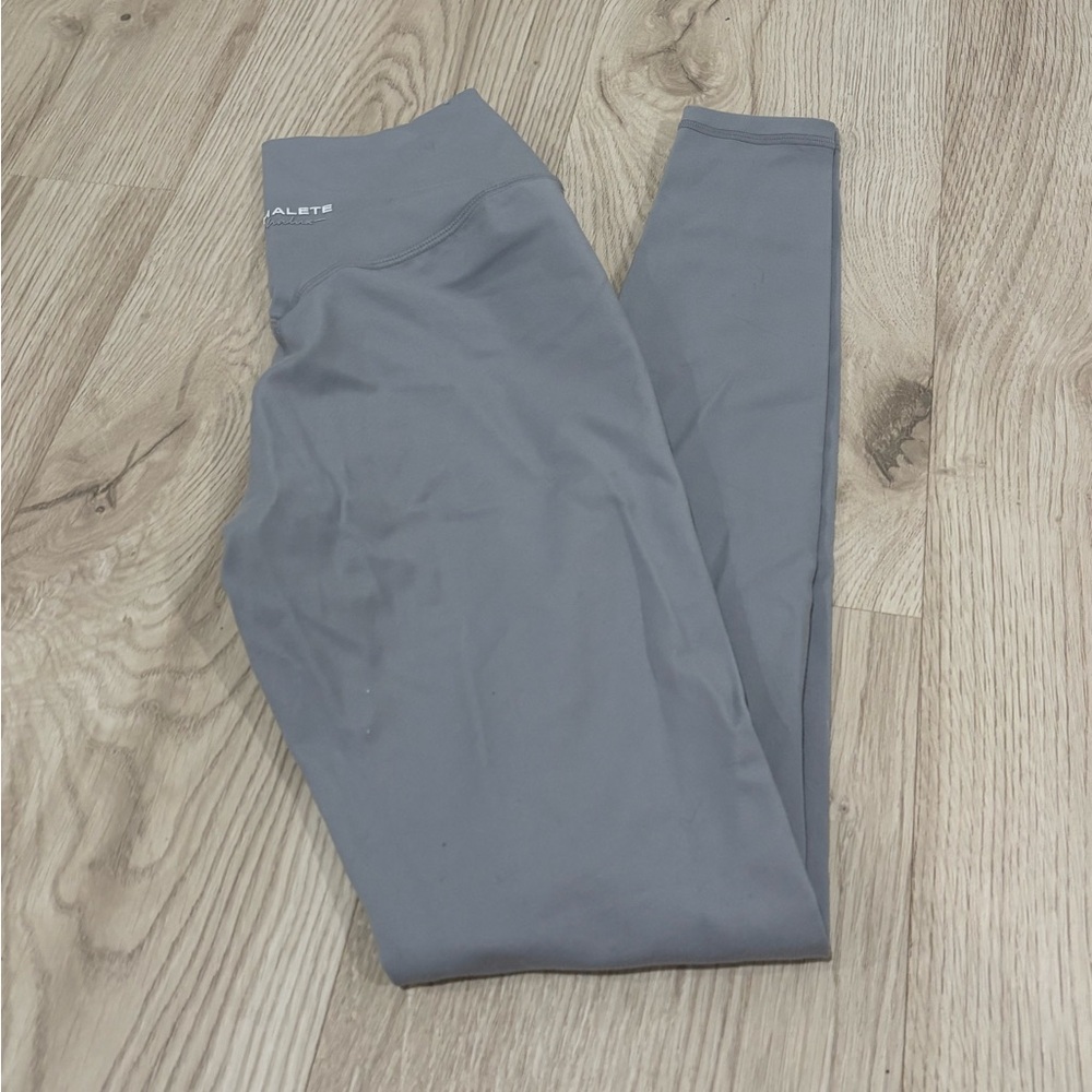 Alphalete leggings